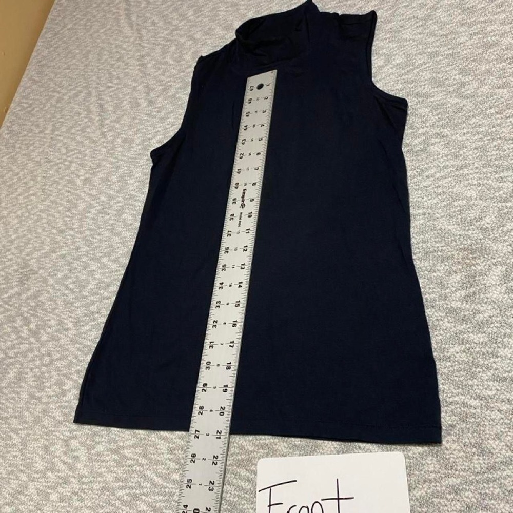 T by Talbots black mock neck sleeveless top women XS. SKU-B960